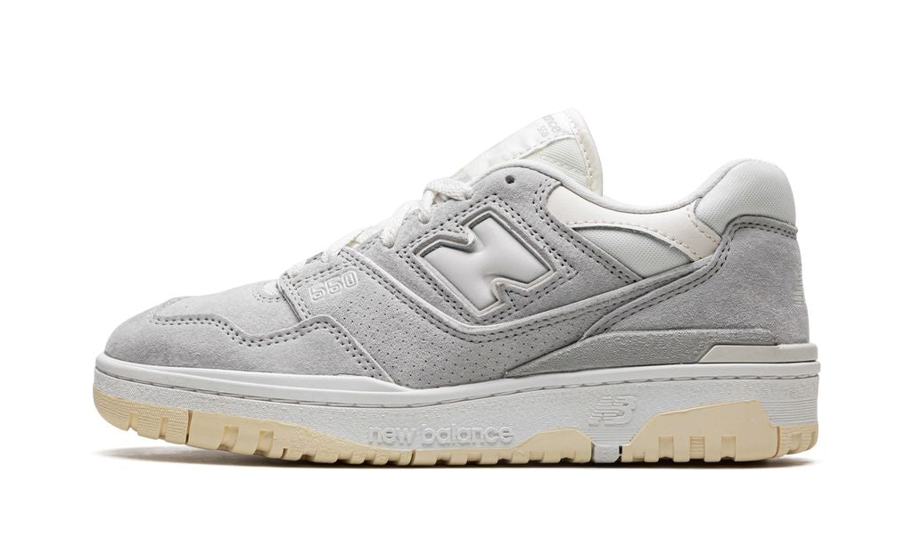 NB 550 Grey Suede
