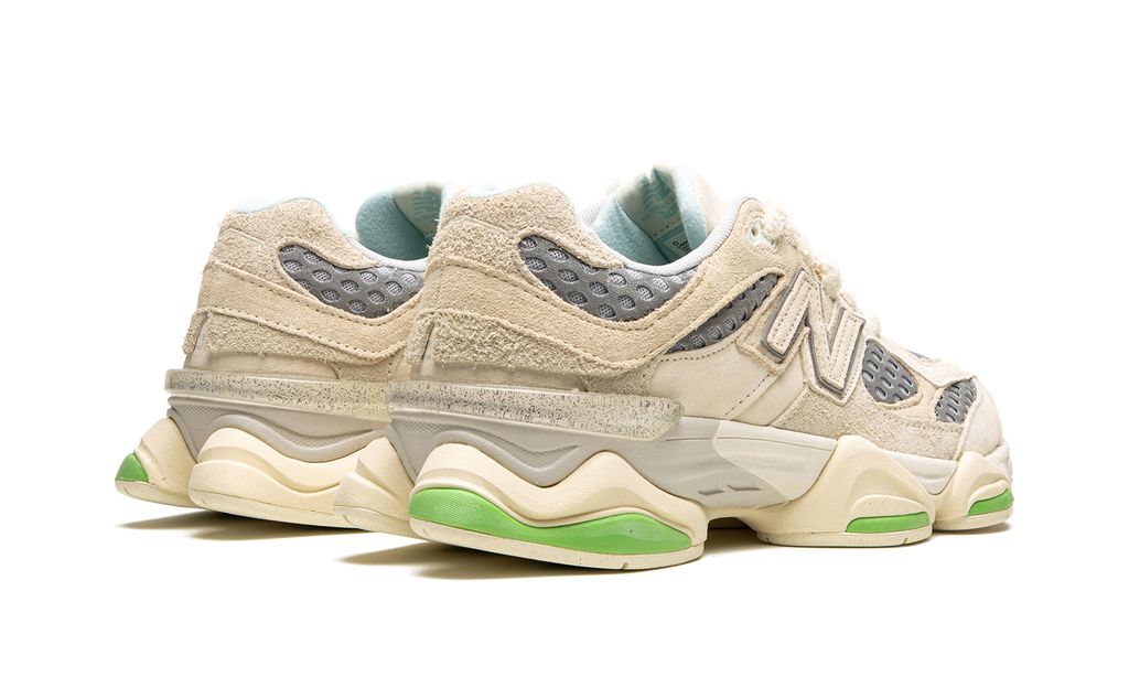 NB 9060 Bricks and Wood