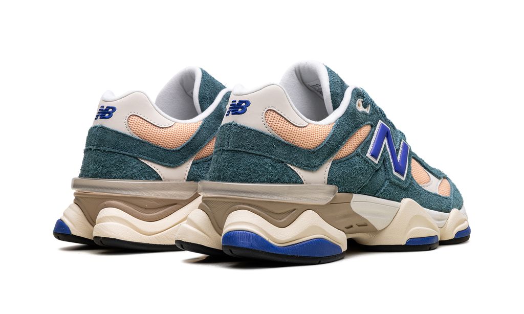 NB 9060 Nouvel épicéa violet