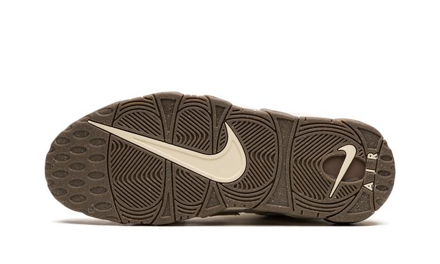 NK Air More Uptempo Lait de coco