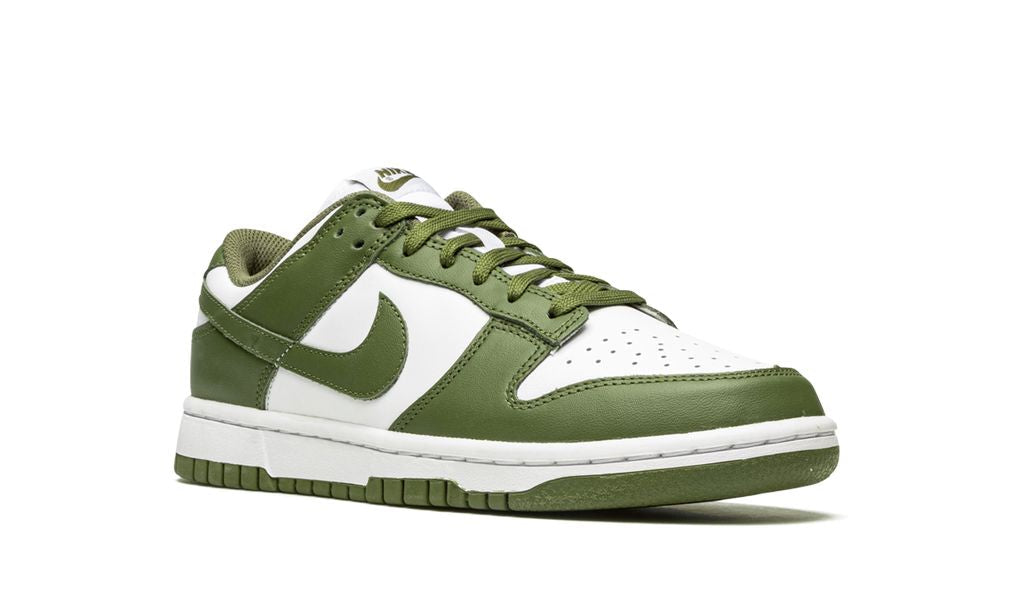 NK Dunk Low Medium Olive