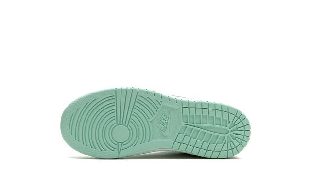 NK Dunk Low « Mint Foam »