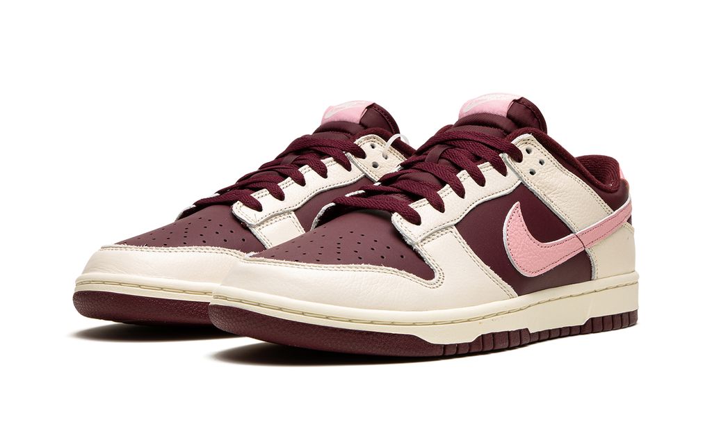 NK Dunk Low Premium Valentine's Day