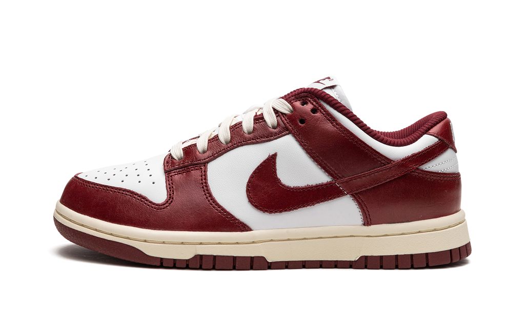 NK Dunk Low PRM Vintage Team Red