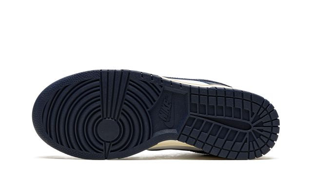NK Dunk Low Vintage Navy