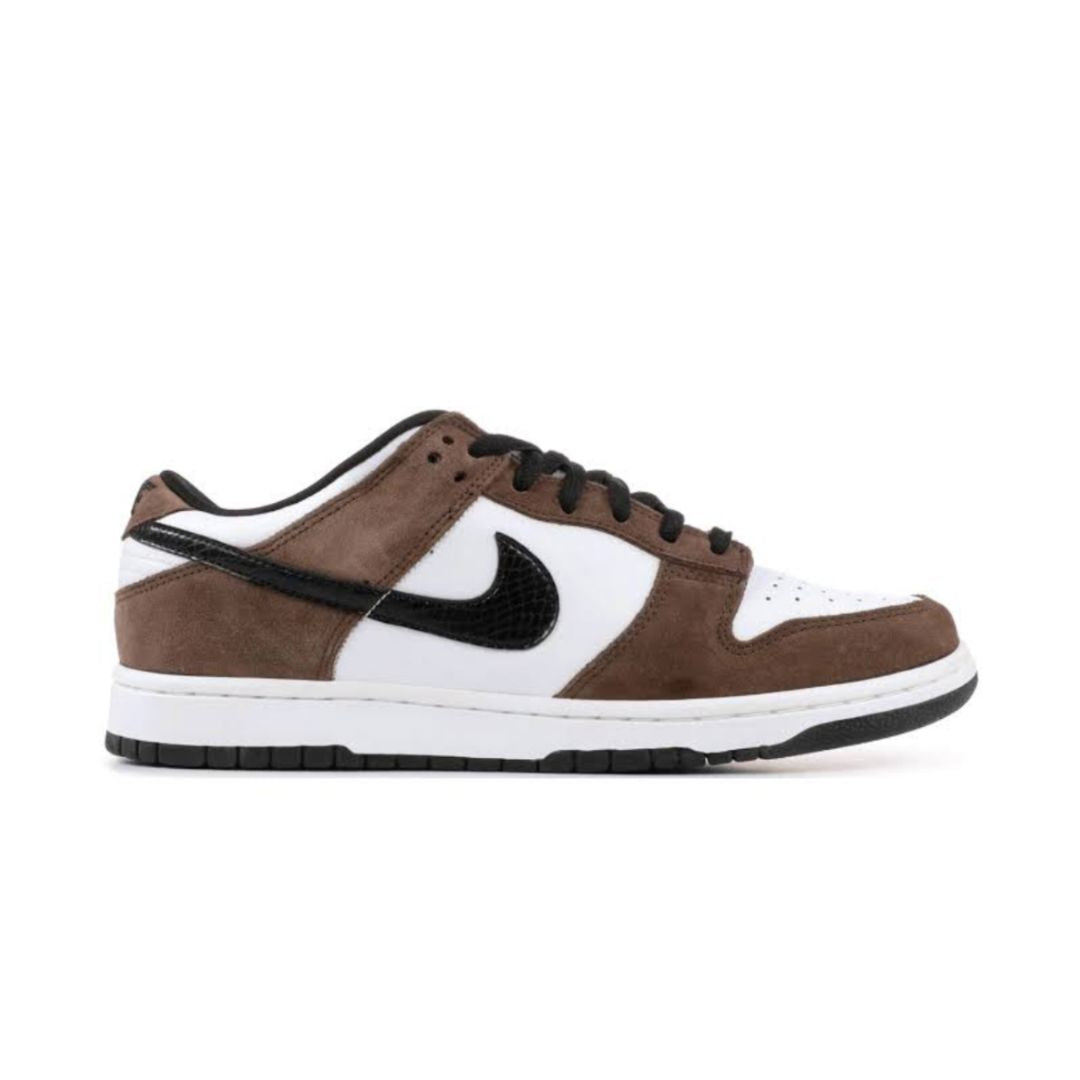 NK SB Dunk Low Blanc Noir Trail End Marron