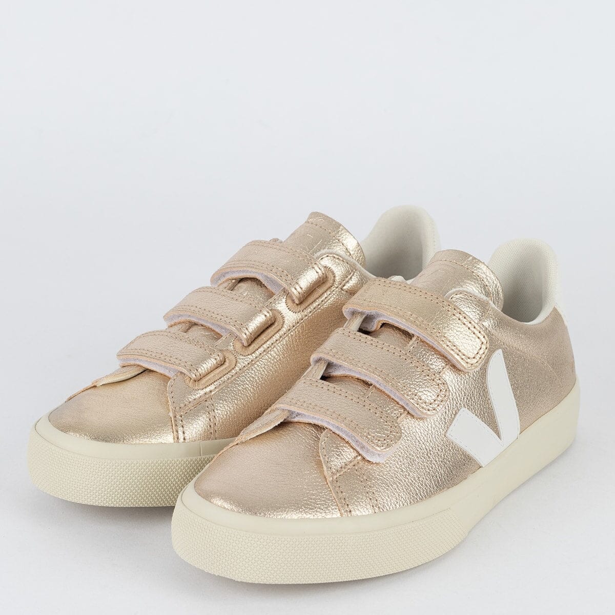 Chaussures V en cuir sans chrome avec logo blanc platine