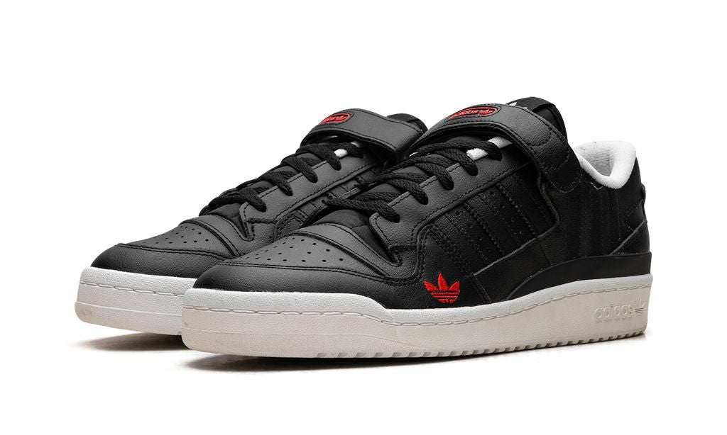 ADDS Forum Low Schwarz