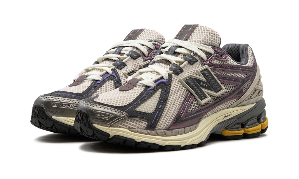 NB 1906R "LICORICE"