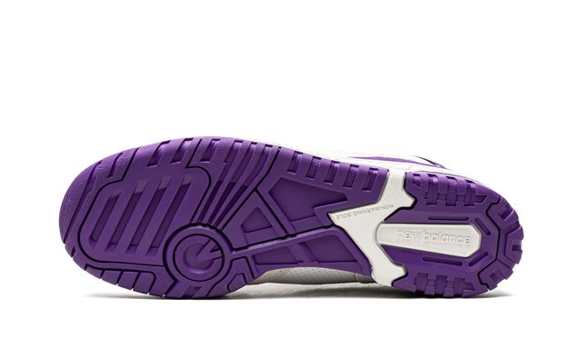 NB 550 Violet Blanc