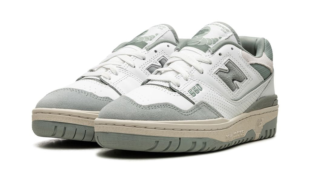 NB 550 Seafoam Green