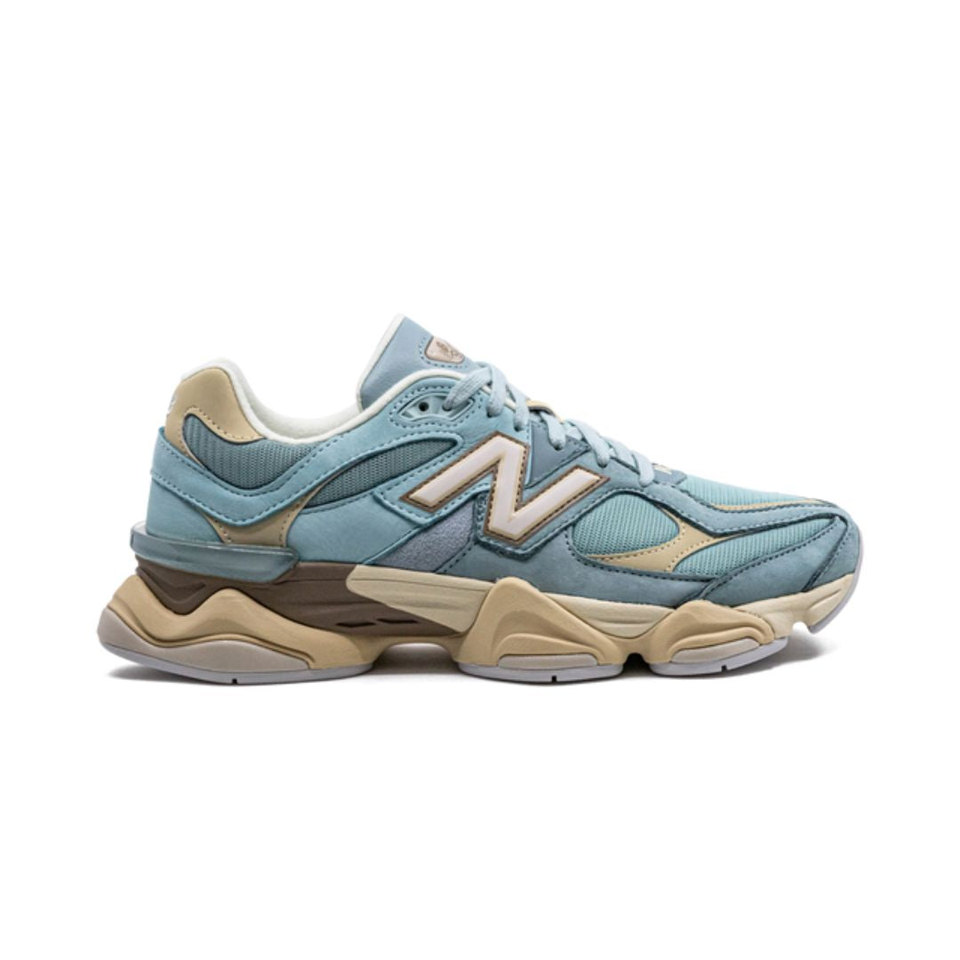NB 9060 Blue Hazer