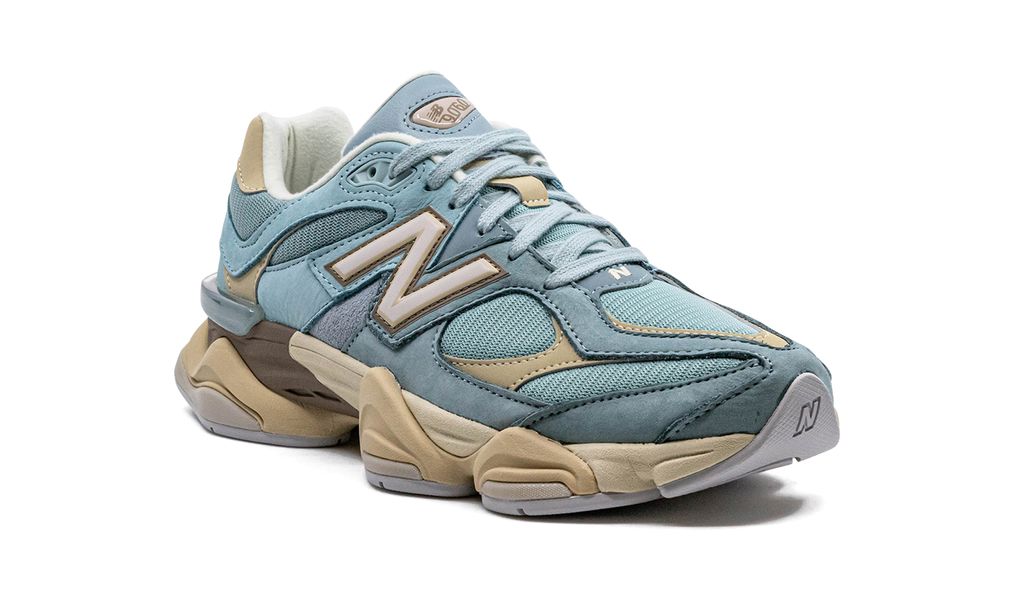 NB 9060 Blue Hazer