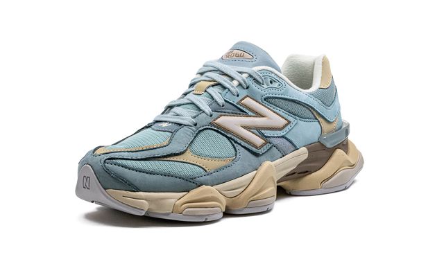 NB 9060 Blue Hazer