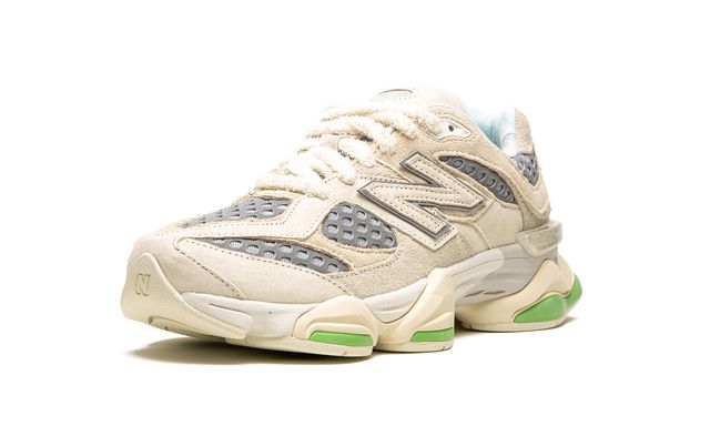 NB 9060 Bricks and Wood