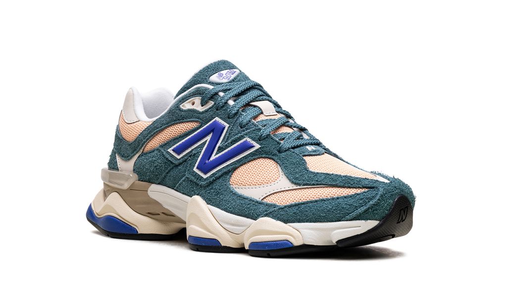 NB 9060 Nouvel épicéa violet
