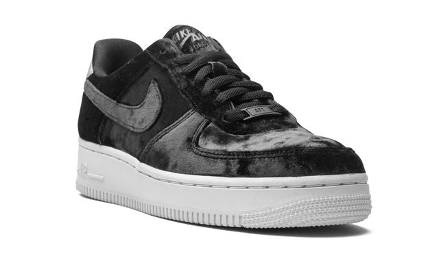 NK Air Force 1 Low  "Black Velvet"