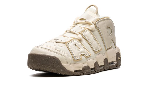 NK Air More Uptempo Lait de coco
