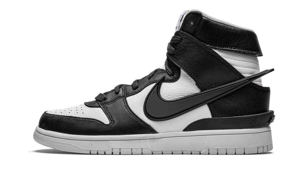 NK Dunk High Ambush Black White