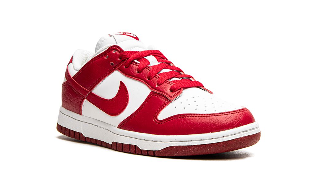 NK Low University Red