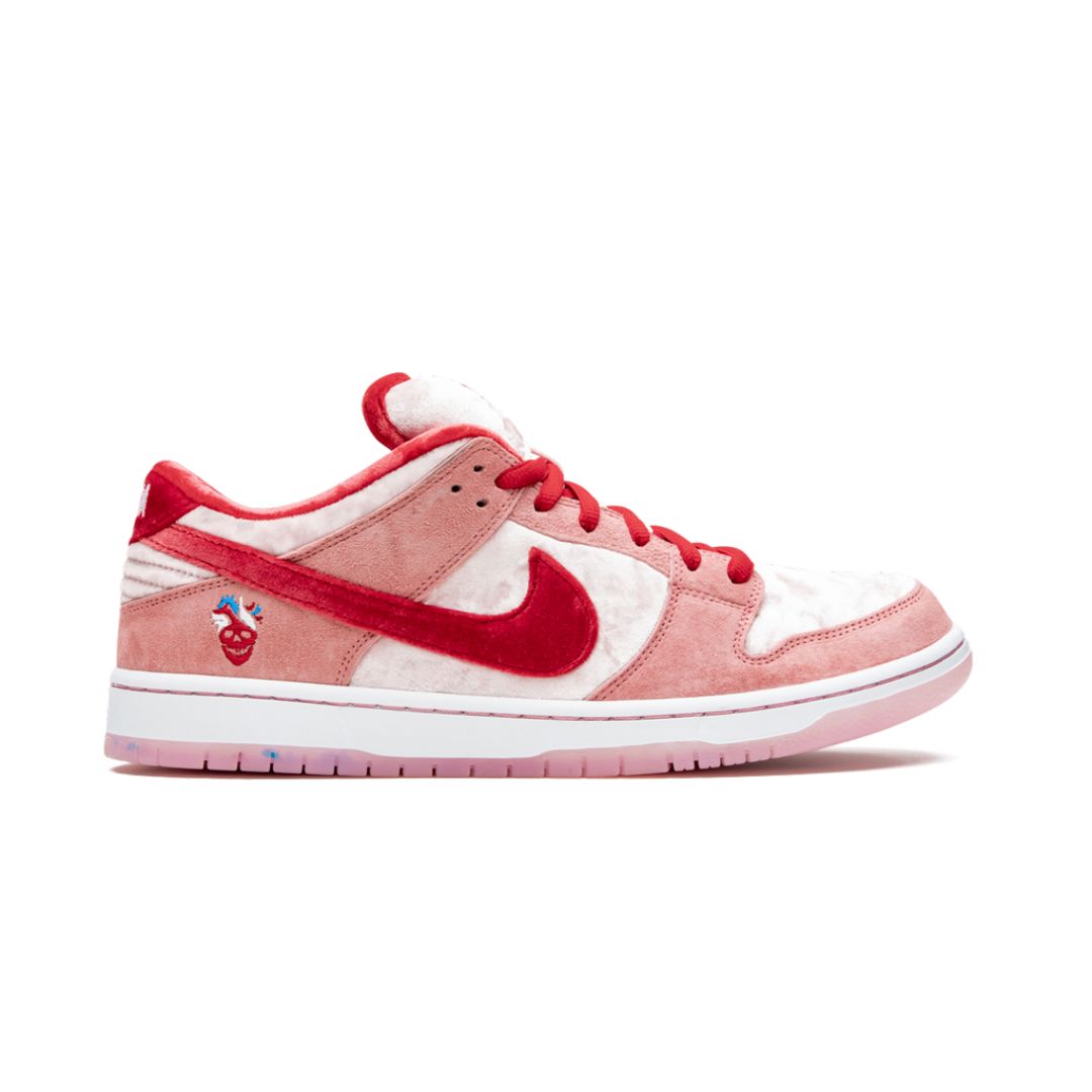 Dunk Low NK SB Strangelove 