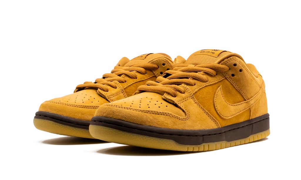 NK SB Dunk Low Wheat 