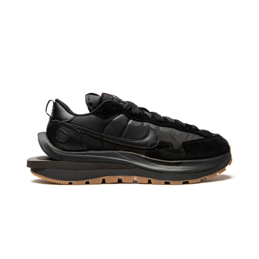 NK Vaporwaffle Sacai Gomme Noire 