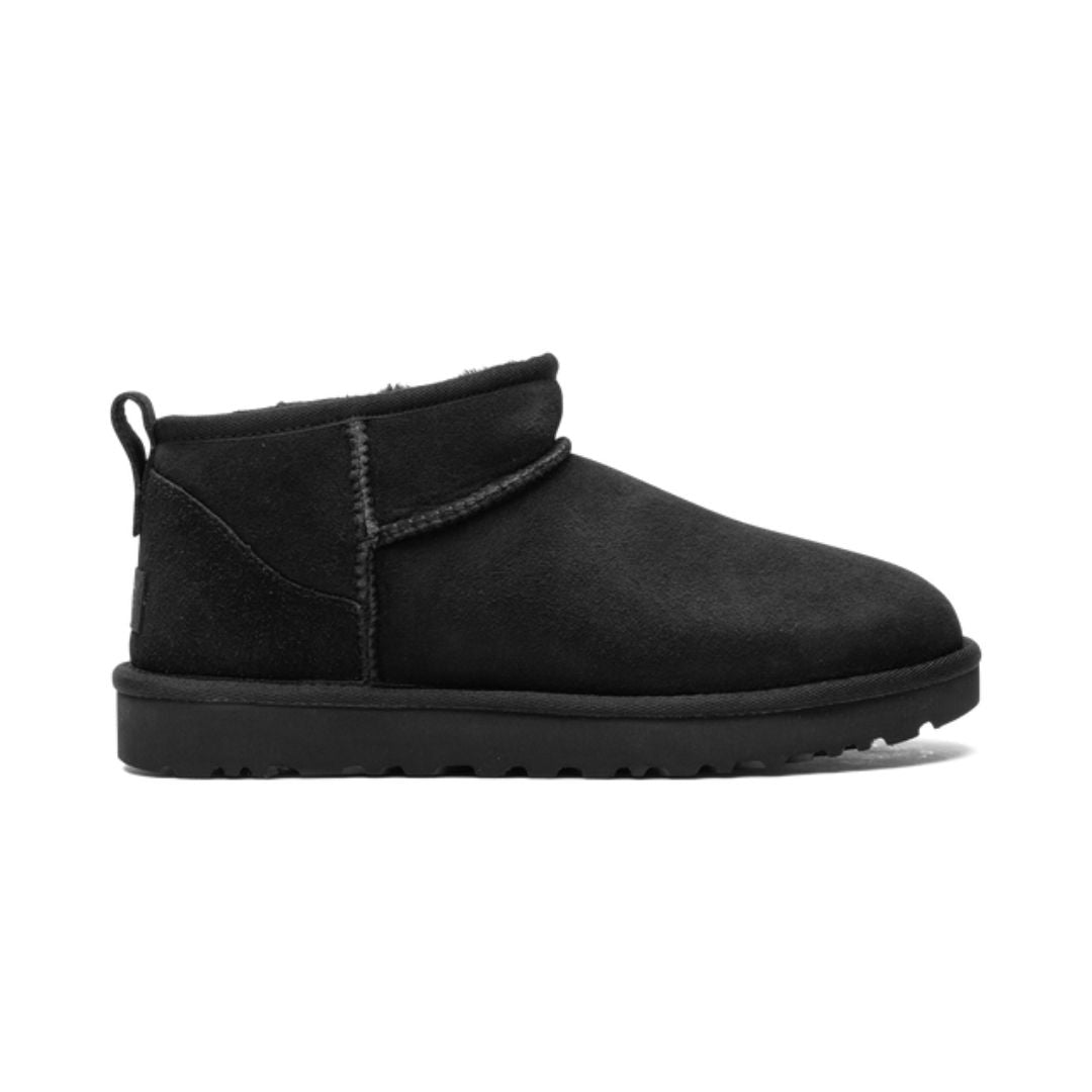 UGG CLASSICS ULTRA MINI FEMME « Triple Black »